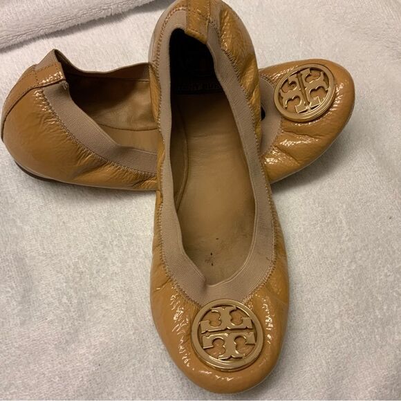 Tory Burch Caroline Ballet Flats Women’s Size 7M Beige Patent Leather - Picture 3 of 9